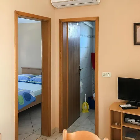 Διαμέρισμα Cozy In With Wifi Vir