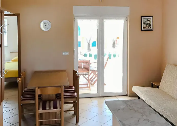 Apartment In With Wifi *