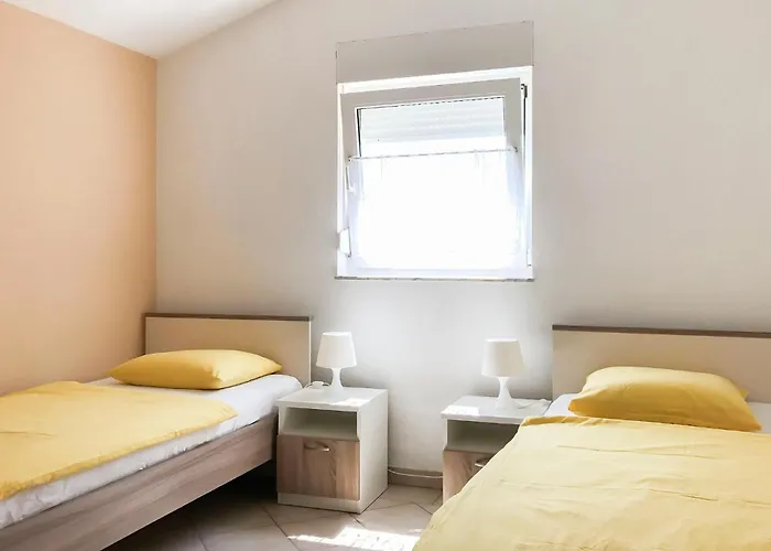 Апартаменты In With Wifi *